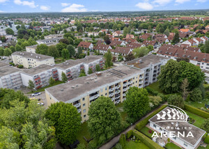 Großzügig. Ruhig. Bezahlbar. Helle 3 ZKB in Königsbrunn, Südwest-Loggia, Stellplatz, frei!