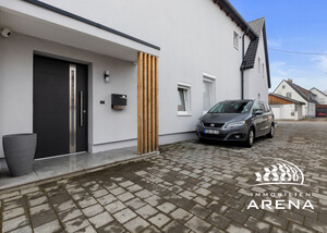 Modern. Hell. Ruhig. Sanierte 3,5 ZKB in Kissing im EG, mit Garten u. Terrasse, Stellplatz!